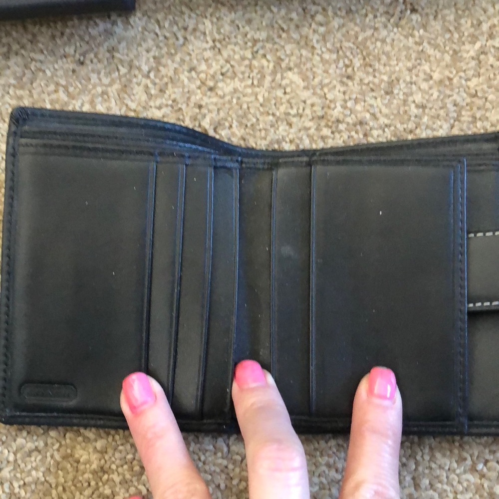 Wallet - Picture 4 of 5